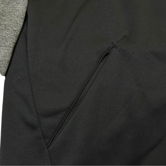 Nike Black and Gray Pullover - Picture 6 of 7